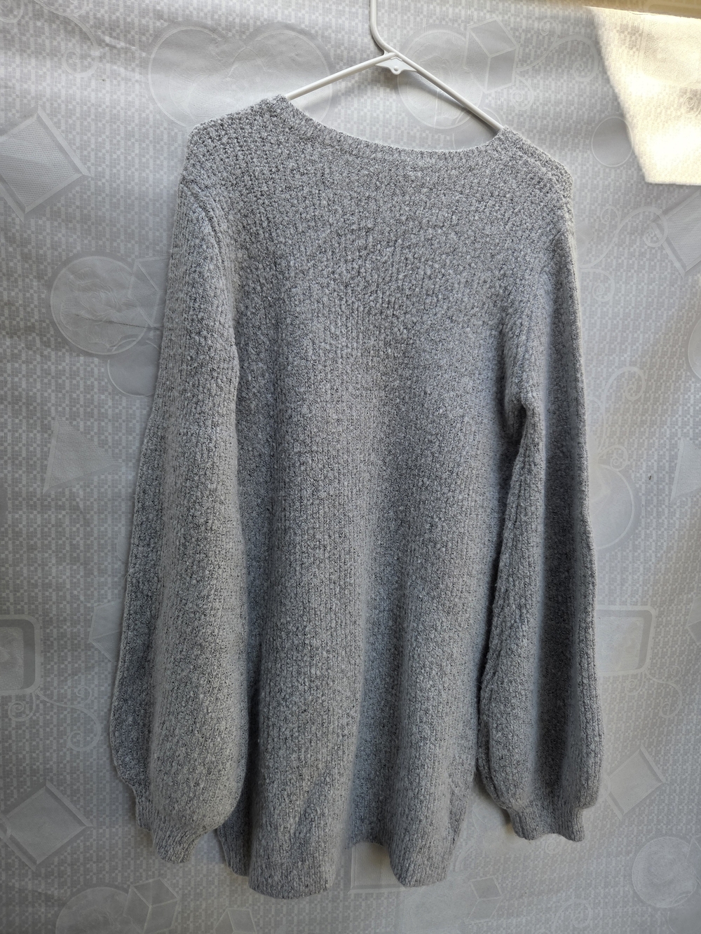 Guess Light Gray Crewneck Knit Sweater